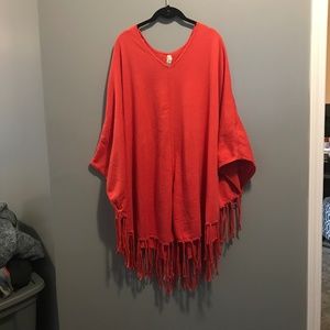 Coral poncho